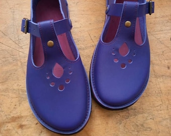 TEABAR vintage fairytale shoes, in Violet purple leather. Handmade Womens barefoot comfort shoe, Made in England.