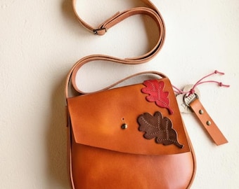 Cross body - Saddle bag – Handmade full grain Leather – Cottagecore Forest Style - Thimble - No.5212