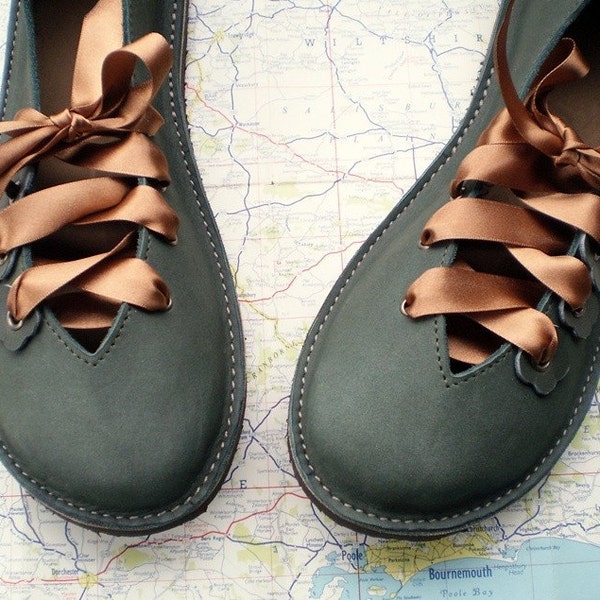 RESERVED UK 6, Handmade leather shoes, D fitting, Thyme green, QUINCE