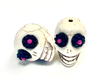 Zuckerschädel-Perlen, schwarz, rosa Dahlie, Blumenaugen, Tag der Toten, 18 mm, Totenkopf-Perlen, Perlen in limitierter Auflage