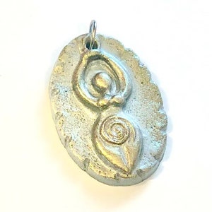 Earth Goddess Venus Pendant Sparkle Gold Silver Goddess Jewelry Component