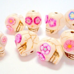 Sugar Skull Beads Day of the Dead Dia De Los Muertos Beads Ivory and Pink Howlite -Collection of 8 13mm Beads