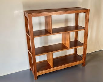 Farmhouse Bookcase DIY Build Plan: 3D Image Instructions (Digital Download)