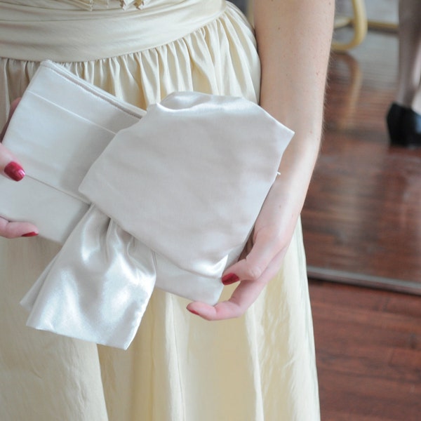 Cream Wedding Purse  - The Christine Clutch in cream satin, bridal, bridesmaids big bow bag, wedding purse, mother of bride or groom clutch