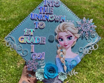 Elsa inspired Graduation cap topper, Kindergarten grad, 1st grade, Graduation gift, Personalized grad cap, Frozen Princess
