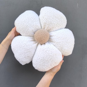 Cozy Flower Pillow | Plush Daisy Cushion | Handmade Fleece Decorative Pillow for Sofa or Nursery | White Flower Throw Pillow