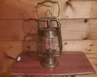 Dietz Lantern, Vintage Dietz Lantern, Dietz Hy-lo, Kerosene Dietz Lantern, Vintage Dietz Lantern, Dietz Hy-lo, Kerosene