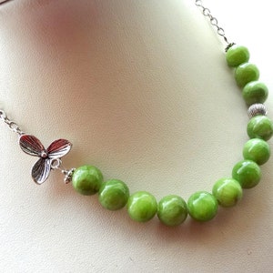Green  Necklace, Agate Necklace Green Agate necklace, Green Stone Necklace, Stone Necklace