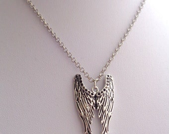 Antique Silver Angel Wings Pendant Necklace