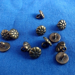 Dozen Post-Medieval Buttons, Tudor, Elizabethan, SCA, LARP