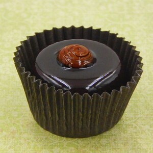 11-081CA Collectible Glass Chocolate By Hulet Glass, Birthday Gift for Friend or Family on Any Occasion