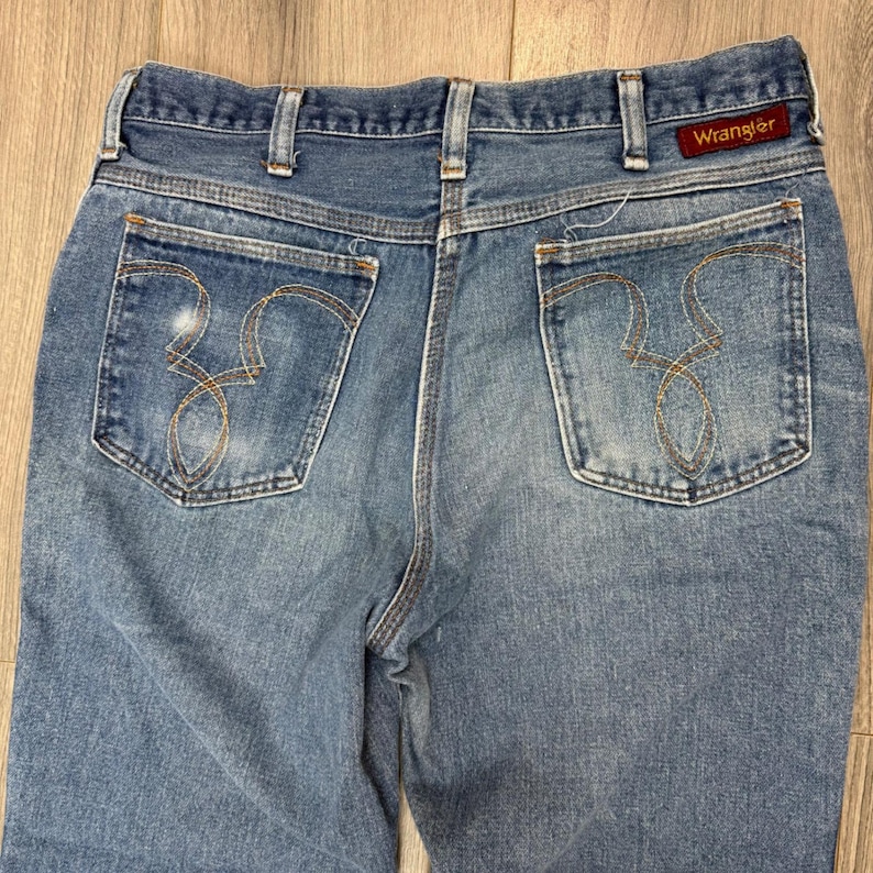 Vintage Wrangler USA Western High Rise Straight Leg Jeans 30x26 Blue Denim image 9