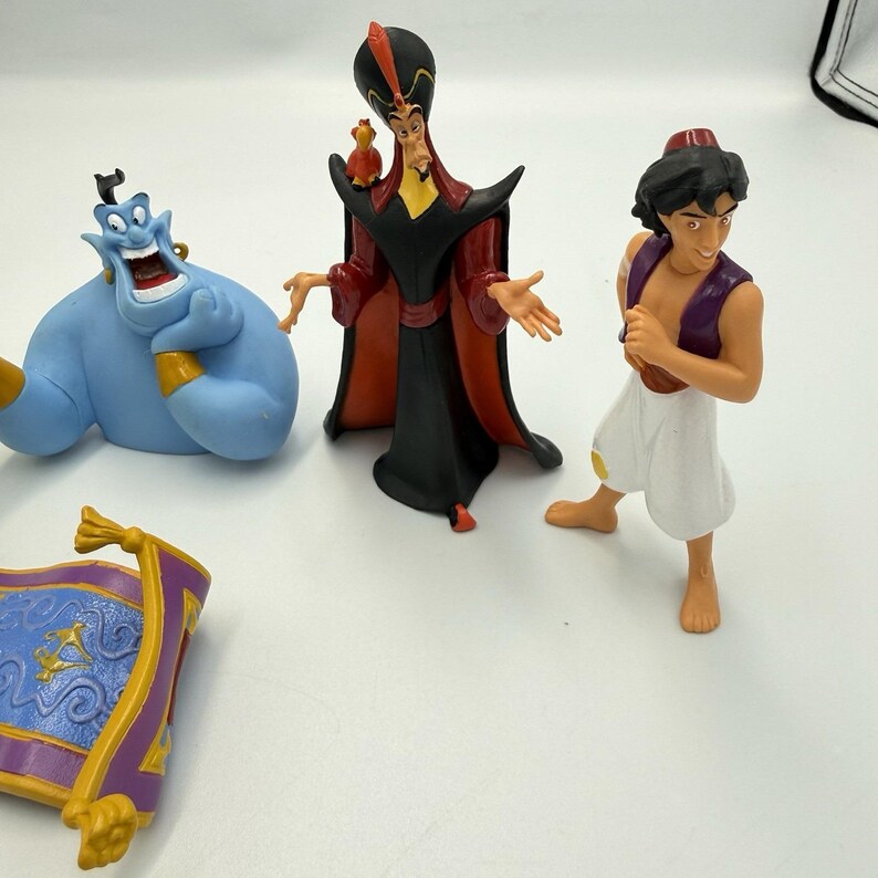 Disney Aladdin PVC Action Figures Cake Toppers Genie Jafar Sultan Rajah ...