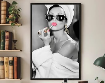 Impresión de lápiz labial rosa de Audrey Hepburn: Arte mural de moda vintage