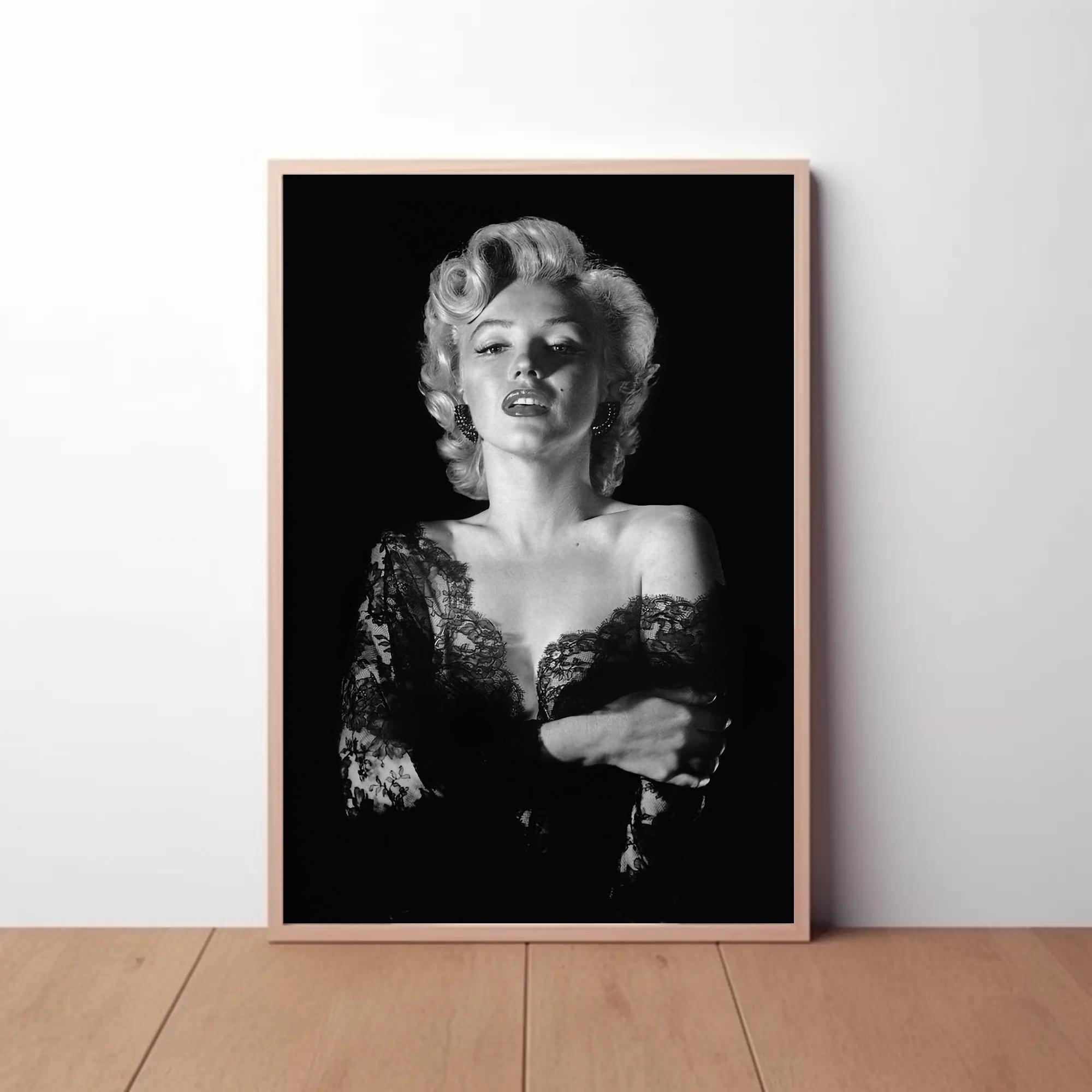Marilyn Monroe Poster: Vintage Black and White Fashion Photography - Etsy