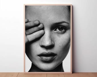 Kate Moss Hand Eye Poster, Black and White Wall Art, Vintage Fashion Photography Home Décor Premium Quality