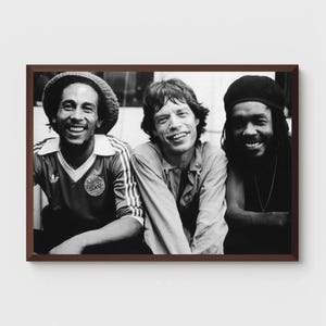 Stampa di Bob Marley, Mick Jagger e Peter Tosh, artista musicista, arte murale in bianco e nero, fotografia d'epoca, decorazione per la casa, qualità museale