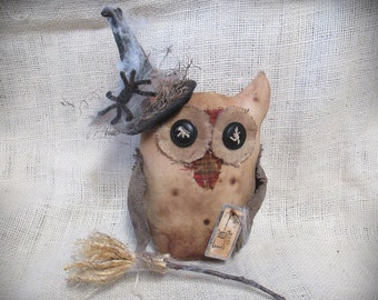 Witch Owl/Made to Order/halloween/shelf sitter/fapm/