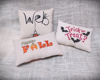 Embroidered Halloween Pillow Tucks: Spiders, Pumpkins, Trick or Treat