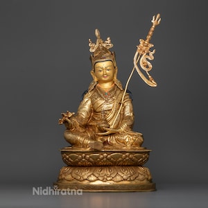 Tibetan Guru Rinpoche Statue | Handmade Nepalese Padmasambhava | Buddhist Meditation Decor