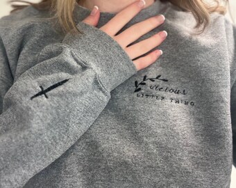 Vicious Little Thing Custom Sweatshirt Powerless Book Lauren Roberts with Dagger on the Sleeve