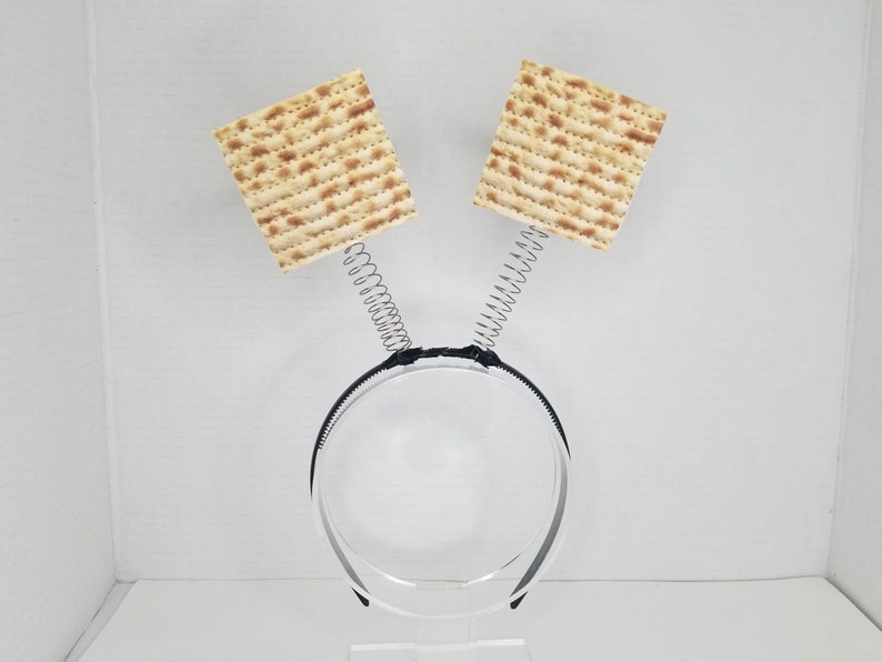 Matzo Headband Passover Headband Matza Bopper Headband Jewish Foods Felt Food Passover Hair Matza Matzah Matzoh Bread for Passover Dress Up image 2