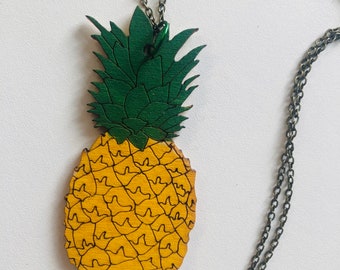 Wooden pineapple necklace, pineapple necklace, fruit necklace, fruity accessory, fruity necklace