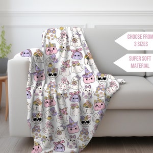 Cute Retro Halloween Ghost Blanket, Groovy Vintage Halloween Throw, Pumpkin Blanket, Floral Halloween Dorm Decor, Spooky Witch, Fall Bedding