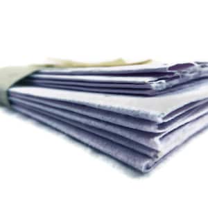 Set di cancelleria di carta fatto a mano - 5 conteggi - Lavanda leggera con inclusioni di petali di fiori