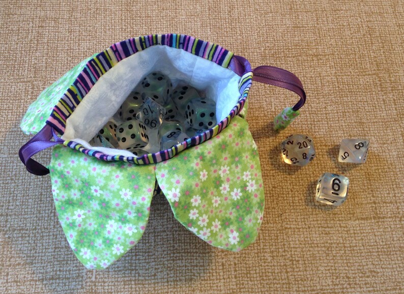 Flower dice bag /'Mod Plum/'