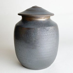 75 Cu/In Capacity- Small Sized Cremation Urn - Handmade Pottery Clay Urn - 75 Cubic Inches Capacity- 7.25" Tall x 5” wide - MANG-75CU-1