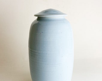 Medium Sized Cremation Urn - Handmade Pottery Urn - 190 Cubic Inches - 11" x 6" CPOX-MURN-1