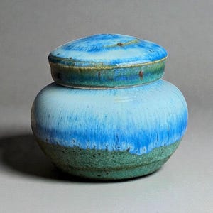 Mini Keepsake Urn – 5 cu in Handmade Urn – Choose Your Glaze – Small Cremation Urn for Ashes – Glossy Finish – Kent Harris Pottery Blue Mesa
