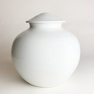 180 Cu/In Capacity Memorial Urn- Handmade Pottery Clay Urn - 180 Cubic Inches Capacity - 7.5” Tall x 7.5” wide - Unique Urn - SW-180CU-1