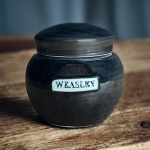 Custom Urn - Personalized Urn - Special Urn Made to Order - All Sizes and Capacities Available - Beautiful Top Quality Handmade Urn BLK