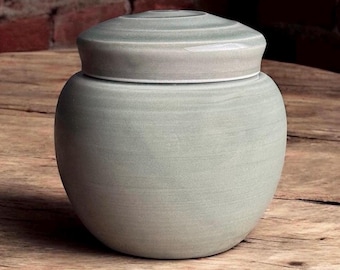 50 cu/in Small Size - Pet Urn - Urn for Human Ashes - Handmade Pottery Urn- 4.75” x 4.5” - Capacity 50 cubic inches -SB-50CU-1