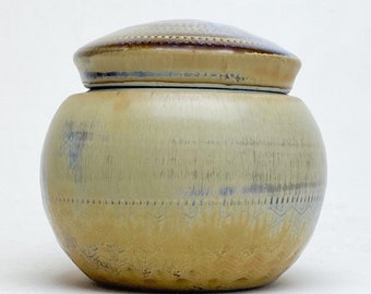 Small Cremation Urn-Pet Urn -Urn for Human Ashes -Handmade Pottery Cremation Urn- 5" x 4.75” -Capacity Apx. 40 cubic inches -TOSS-LKSK-5