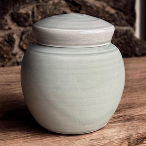 60 cu/in Small Size - Pet Urn - Urn for Human Ashes - Handmade Pottery Urn- 5.5” x 4.75” - Capacity 60 cubic inches -SB-60CU-2