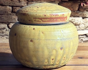 15 Cu/In Keepsake - Small Keepsake Urn - Approximate Dimensions - 3.5" x 3.75" - Capacity 15 Cubic Inches - Special Small Urn - BA-15CU-1