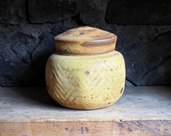 5 Cu/In Mini Keepsake Urn - Handheld Mini Keepsake - Handmade Pottery Keepsake Urn - Capacity 5 Cubic Inches - 2.5 x 2.5" - MBV-5CU-1