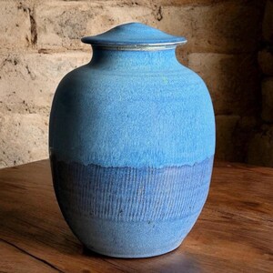 230 Cu/In Handmade Cremation Urn for Adults - Large Size - Holds Approximately 230 Cubic Inches - Dimensions: 10”x7.25” - CGSS-230CU-2