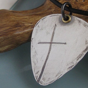 Ol' Rugged Cross Guitar Pick Style Men's Necklace Solid Sterling Silver, can be stamped on back Bild 1