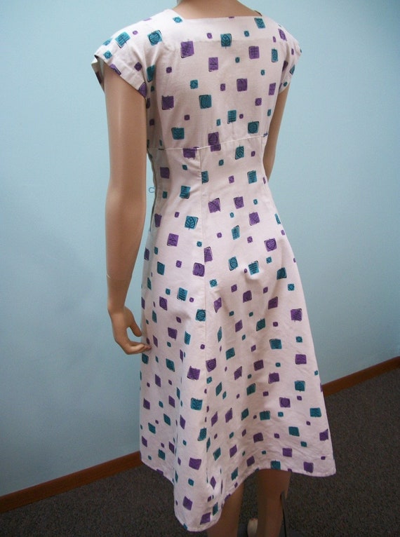Vintage 1950s Fit & Flare Dress . Novelty Print D… - image 6