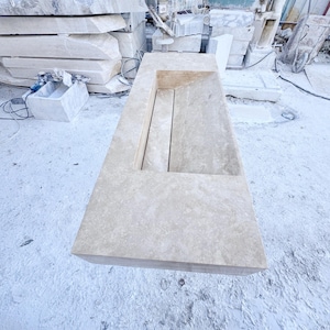 Large Travertine Bathroom Sink with Concealed Drain 画像 17