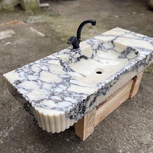 Handcrafted Calacatta Viola Marble Farmhouse Sink: Grooved Wall Mount Basin