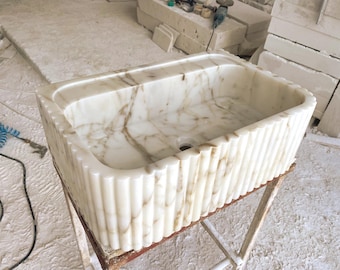 Hand Carved Calacatta Gold Marble Sink: Rustic Bathroom Basin (24&quot;x16&quot;x8&quot;)
