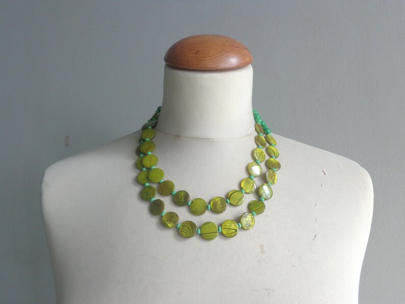 chunky Green and Black mother of pearls necklace image 1