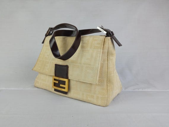 Pre owned fendi baguette sale