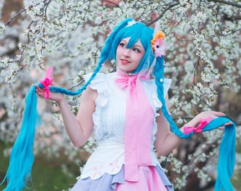 Handmade Hatsune Miku Cosplay Costume: VOCALOID Rapunzel Miku