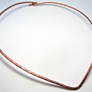 Copper choker-neck wire (1) heavy wire - very comfortable fit -  just add any pendant - Comes in three sizes 16 18 20 inches-textured/smooth